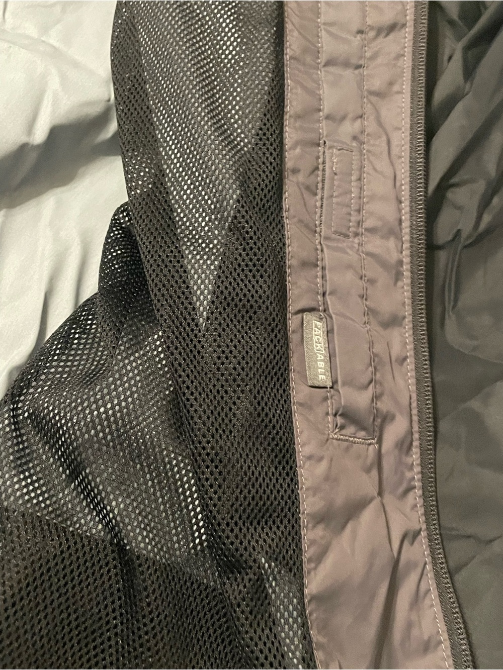 Columbia Two-Tone Black and Gray Windbreaker Jacket - Picture 11 of 15